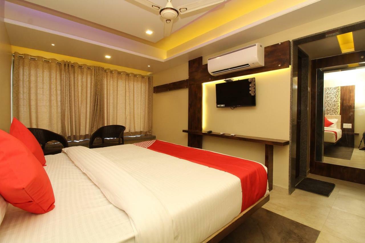 Oyo 37468 Nisha Lodging Hotel Solapur Exterior photo